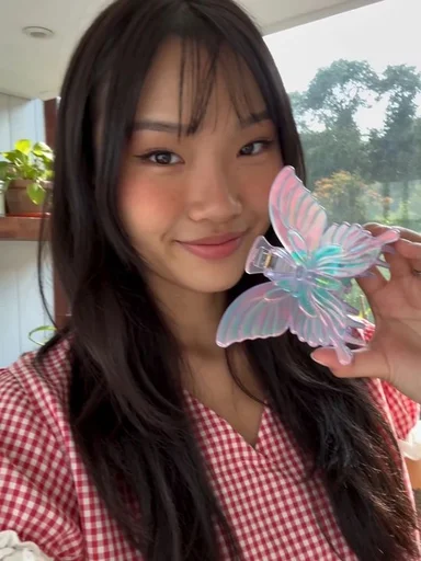Selfie Testimonial 2 Video ad